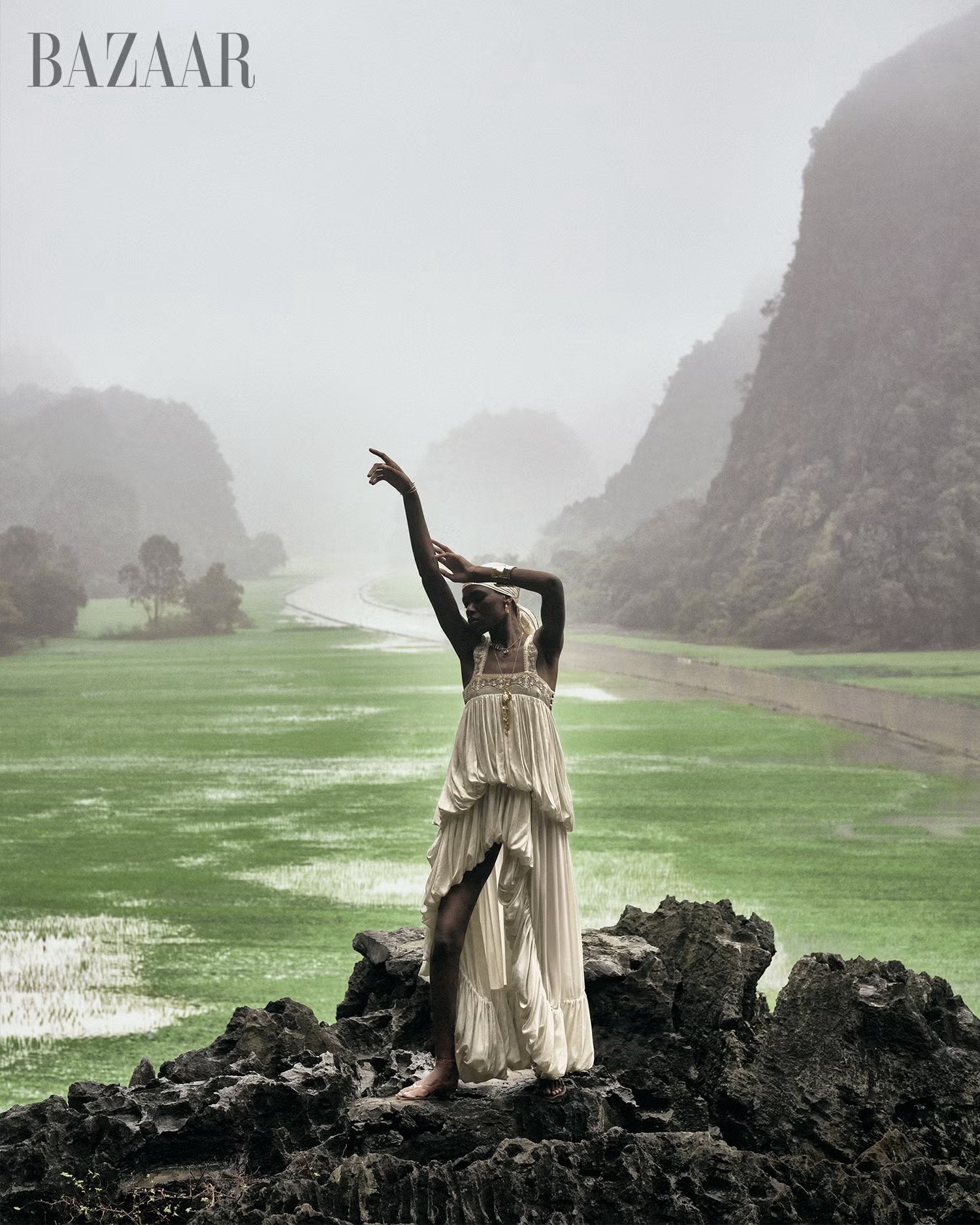 Ninh binh Rich natural Esteem travel Vietnam