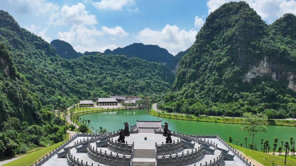 Hidden Gem Ninh Binh Thung Ui Valley 