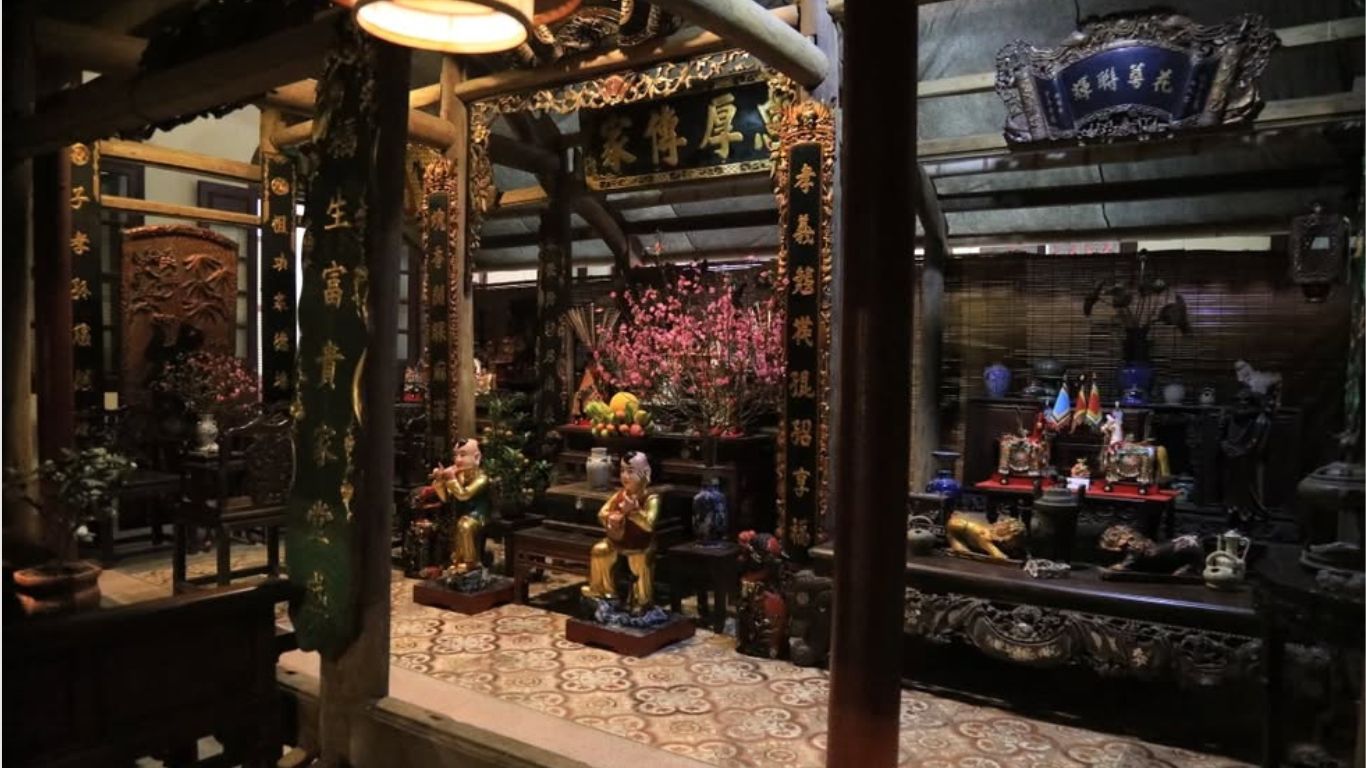 Exterior of the Cultural and Arts Center at 22 Hàng Buồm during Tết