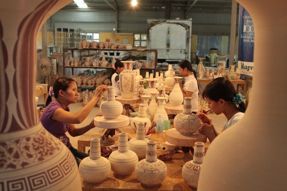 BAT TRANG POTTERY-VILLAGE